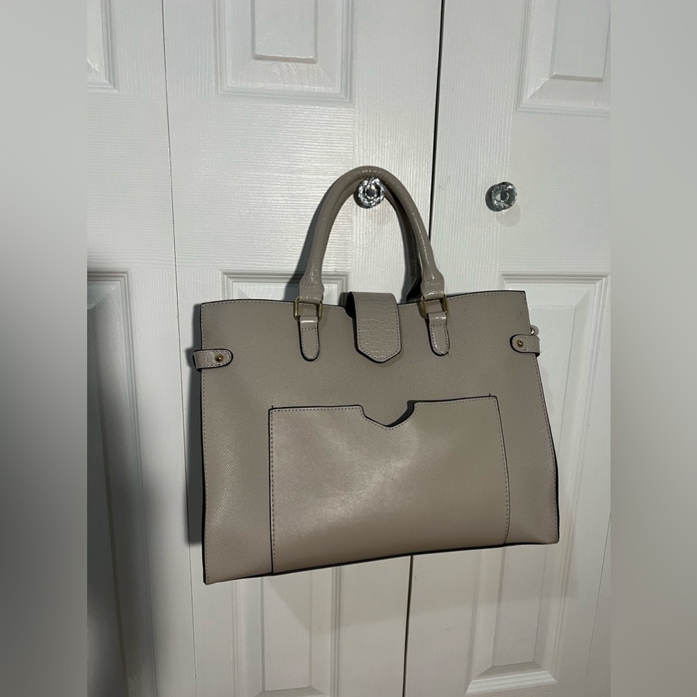 Nude purse with attachments